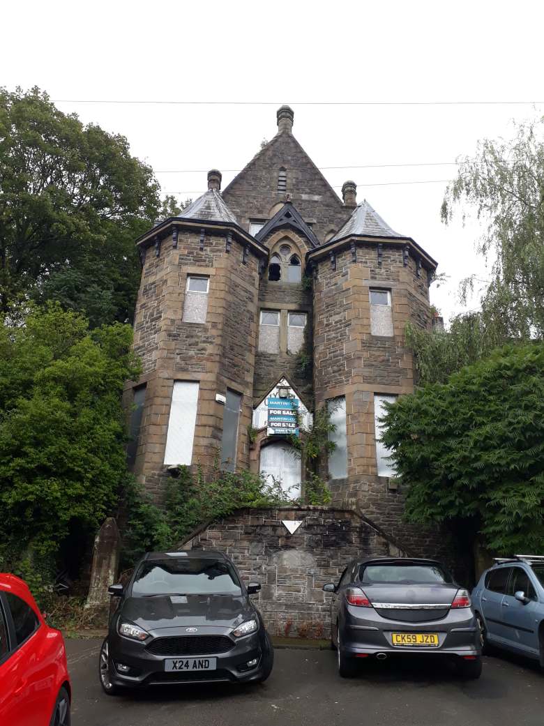 69910960_2365143746894755_1010056641640398848_n